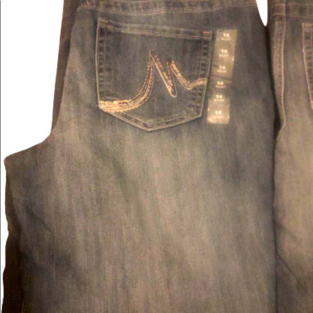 Women’s Maurices denim jeans short NWT